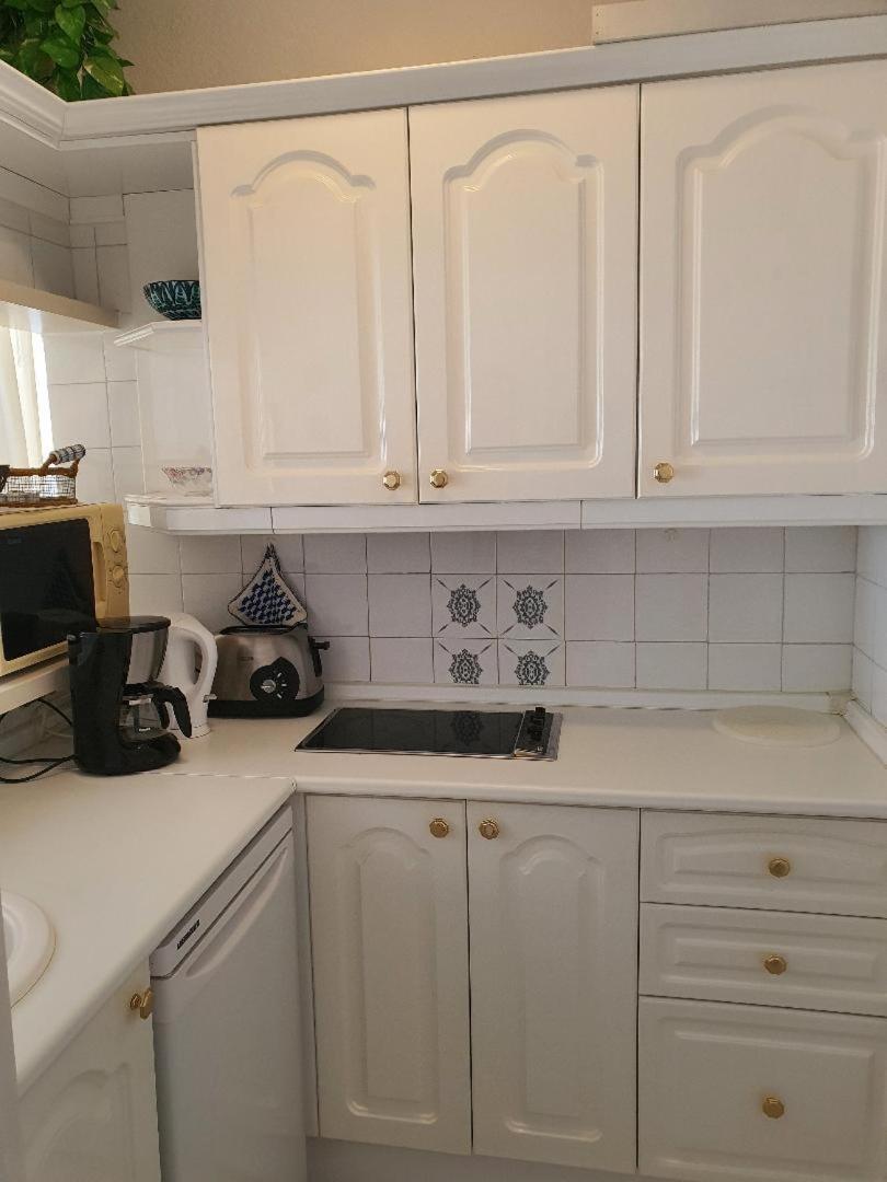 Luxury Studio Apartment 2 Night Minimum Stay Until June 31St!! ตอร์ร็อกซ์ ภายนอก รูปภาพ